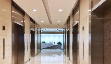 渝中区解放碑重庆环球金融中心493平米办公室出租